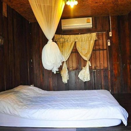 Hotel Oyo 1155 Bikers House And Enduro Tours Chiang Mai Esterno foto