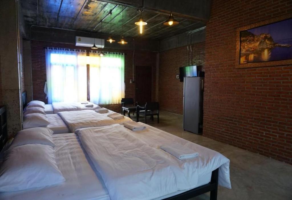 Hotel Oyo 1155 Bikers House And Enduro Tours Chiang Mai Esterno foto