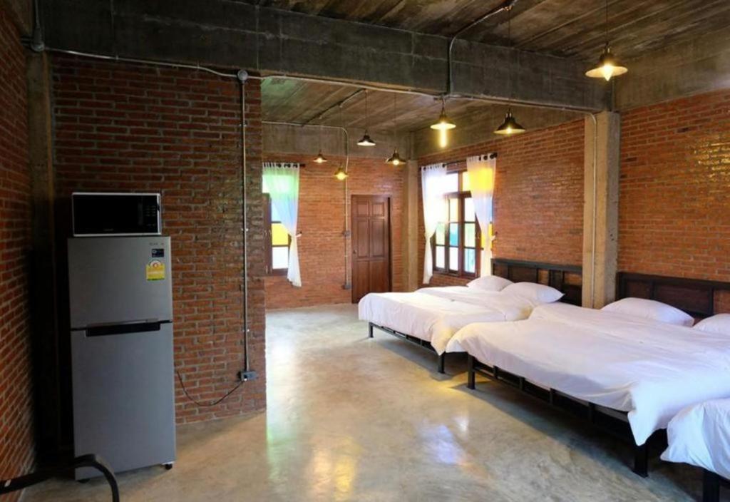 Hotel Oyo 1155 Bikers House And Enduro Tours Chiang Mai Esterno foto