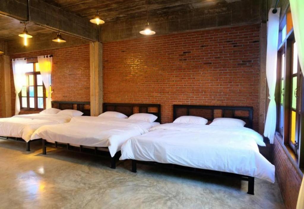 Hotel Oyo 1155 Bikers House And Enduro Tours Chiang Mai Esterno foto