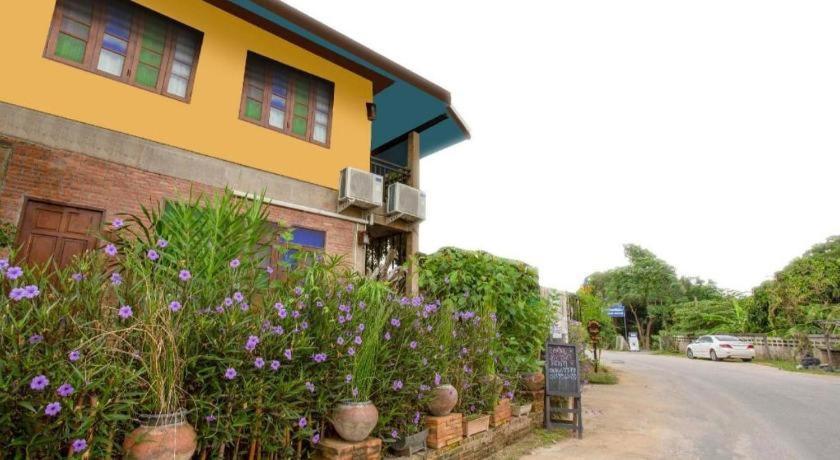 Hotel Oyo 1155 Bikers House And Enduro Tours Chiang Mai Esterno foto