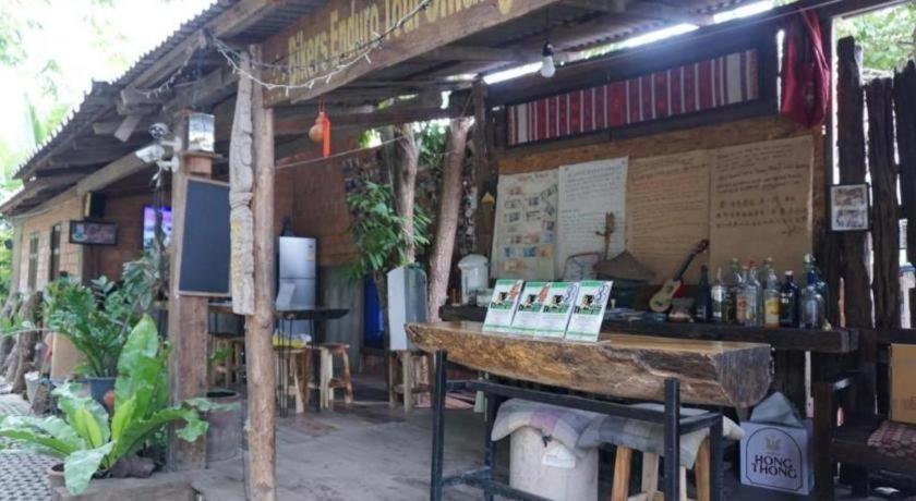 Hotel Oyo 1155 Bikers House And Enduro Tours Chiang Mai Esterno foto